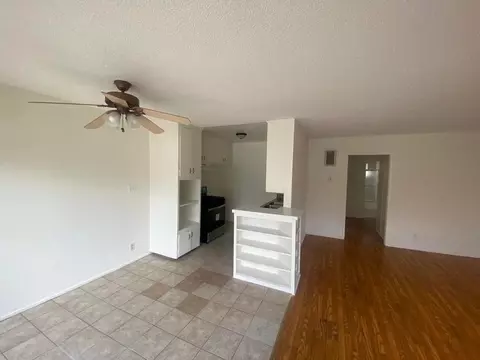 21809 Lanark St, Los Angeles, CA 91304