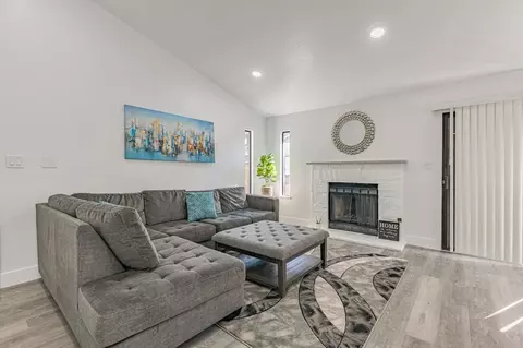 1141 W Swain Rd, Lincoln Village, CA 95207