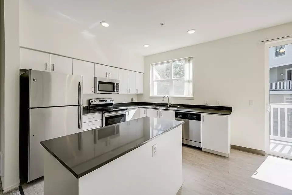  1460 NE Hawthorne St, Issaquah, WA 98029 photo 8