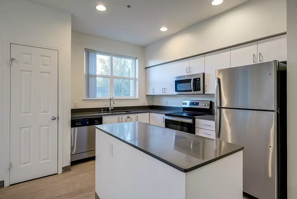  1460 NE Hawthorne St, Issaquah, WA 98029 photo 12