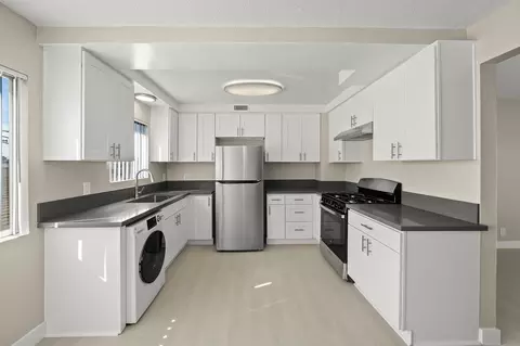 12236 Manor Dr, Hawthorne, CA 90250