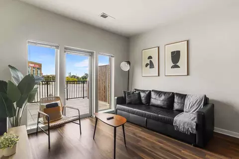 2803 Poag St, Alexandria, VA 22303