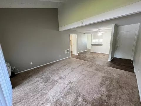 23251 Los Alisos Blvd, Lake Forest, CA 92630