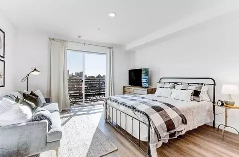 4045 Broadway, Oakland, CA 94611