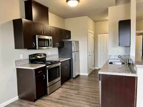 5851 Reed Ln SE, Salem, OR 97306