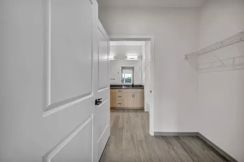 303 E 6th Ave, Columbus, OH 43201 photo 51