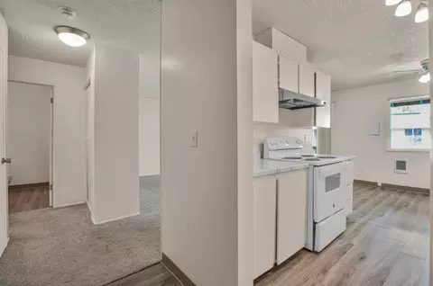 7740 SW 45th Ave, Portland, OR 97219