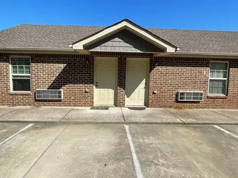 334 Academy Ave, Clarksville, TN 37040