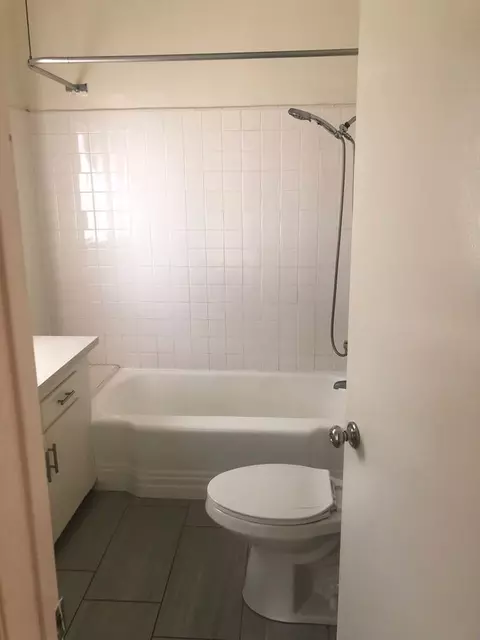 1224 N Crescent Heights Blvd, West Hollywood, CA 90046