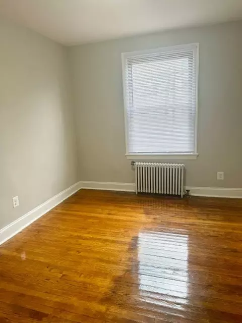 1124 16th St NE, Washington, DC 20002