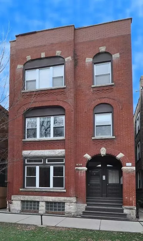 838 N Hoyne Ave, Chicago, IL 60622