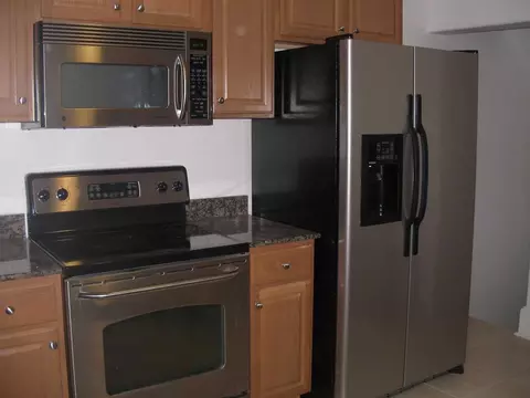 940 W Susquehanna Ave, Philadelphia, PA 19122