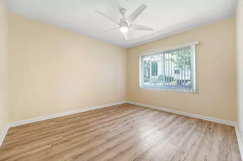 1545 N Laurel Ave, Los Angeles, CA 90046