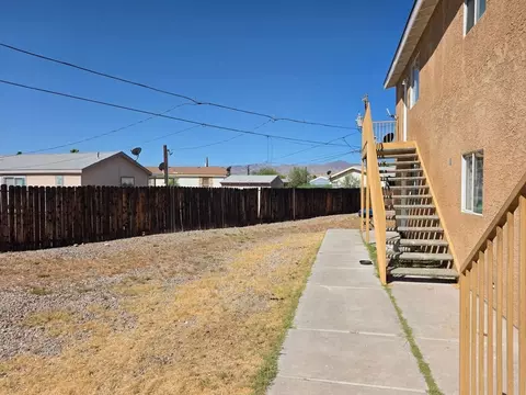 346 Rio Grande Ct, Bullhead City, AZ 86442