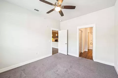 333 E Greenbriar Ln, Dallas, TX 75203 photo 11