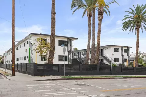 1717 Park Ave, Los Angeles, CA 90026