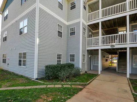 2011 Wolftech Ln, Raleigh, NC 27603