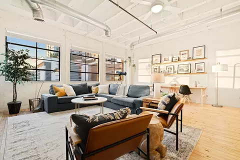 Peachtree St Ne, Atlanta, GA 30309