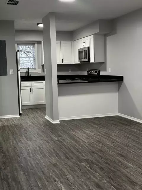 1136 W 17th St, Bloomington, IN 47404 photo 13