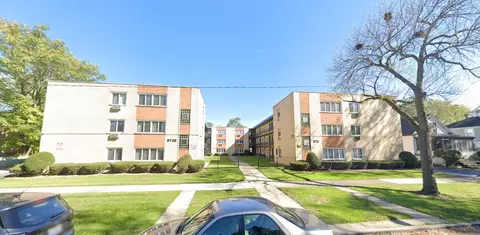 9739 S Charles St, Chicago, IL 60643