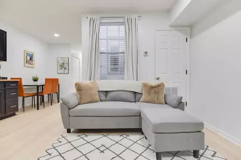 1425 P St NW, Washington, DC 20005 photo 4