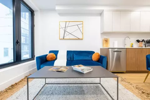 Green St, New York, NY 11222