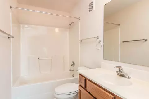 5107 S Marion Rd, Sioux Falls, SD 57106