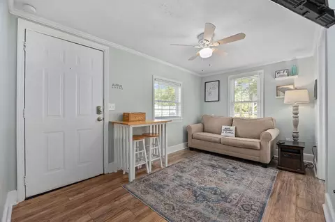 347 Seabreeze Dr, Murrells Inlet, SC 29576