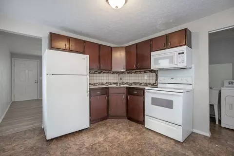 1353 Massachusetts Ave, Lorain, OH 44052