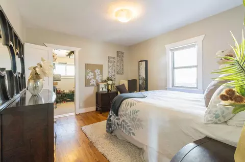 4945 Meade St, Denver, CO 80221