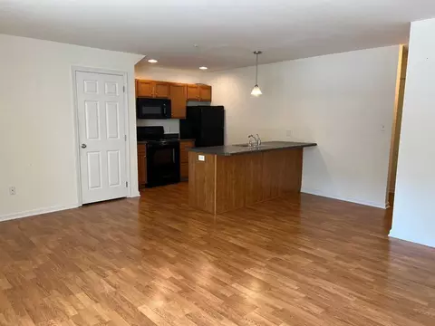 1175 Fort Hunter Rd, Schenectady, NY 12303