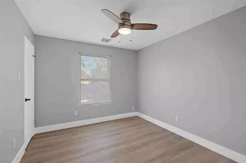 3107 E 13th St, Austin, TX 78702 photo 3
