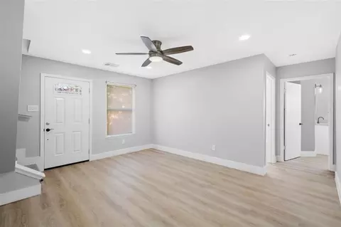 3107 E 13th St, Austin, TX 78702 photo 17