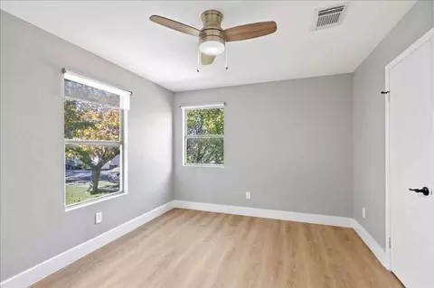 3107 E 13th St, Austin, TX 78702 photo 19