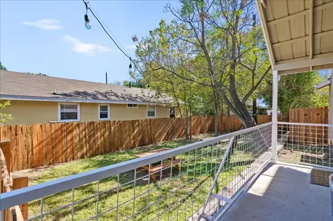 3107 E 13th St, Austin, TX 78702 photo 2