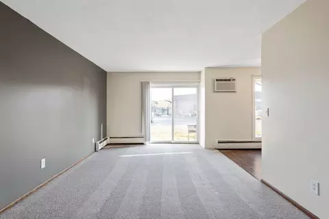 2480 Highway 100 S, Saint Louis Park, MN 55416