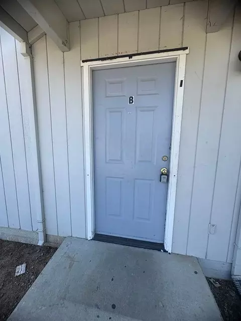 1817 7th Ave, Olivehurst, CA 95961