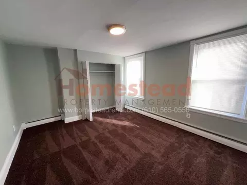 27 Main St, Darby, PA 19023