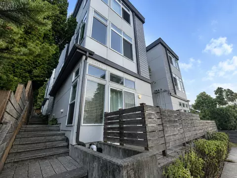 3025 And 3027 21st Ave W #3025-3025, Seattle, WA 98199