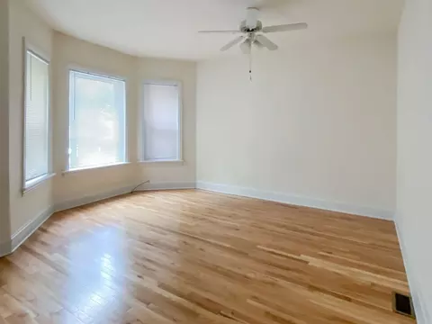 3818 N Sheffield Ave, Chicago, IL 60613