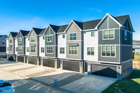 1747 S Telluride St, West Des Moines, IA 50265