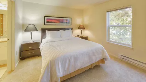 938 110th Ave NE, Bellevue, WA 98004 photo 15