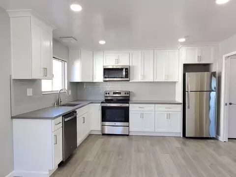 3756 Poinciana Dr, Santa Clara, CA 95051