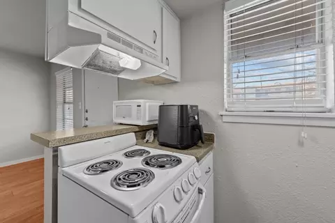 2604 Manor Rd, Austin, TX 78722 photo 4