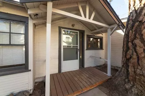 1427 NW 4th St, Bend, OR 97703