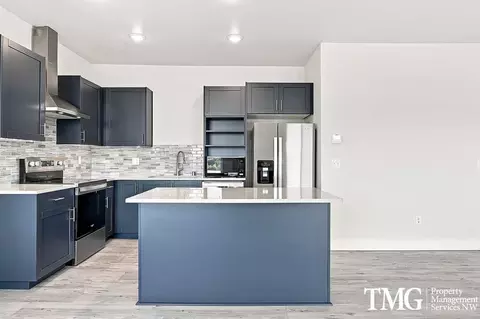 7918 W 10th Ave, Kennewick, WA 99336 photo 29
