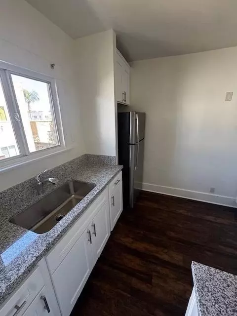 520 E 17th St, Long Beach, CA 90813 photo 4