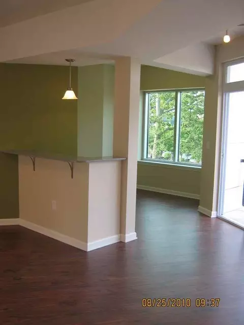 532 N Morton St, Bloomington, IN 47404 photo 4