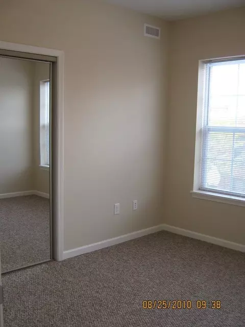 532 N Morton St, Bloomington, IN 47404 photo 2