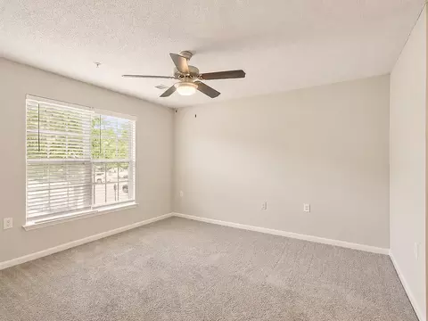 215 William Penn Plz, Durham, NC 27704 photo 20